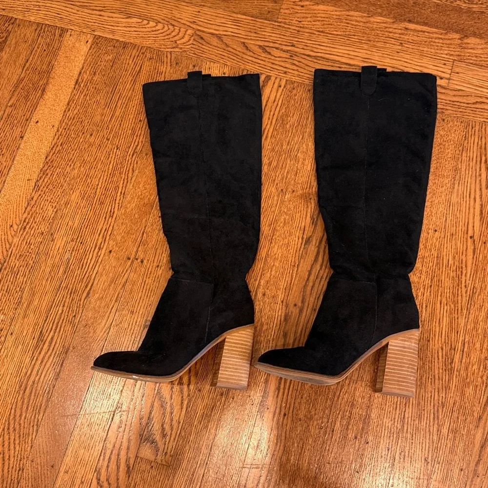 Oasis Society Black Suede Knee High Block Heeled Boots - women's size 7.5 - Picture 3 of 7